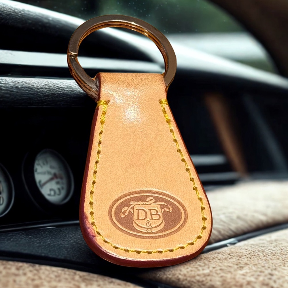 Vintage Dooney & Bourke tan leather Key Fob Key Ring never used